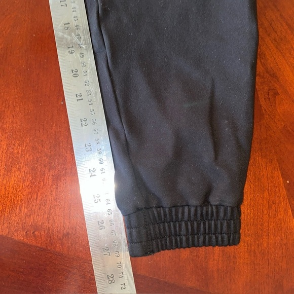 Spanx | Women’s SZ Large | Black Pull On The Perfect Pant Ankle Joggers | Cozy - Picture 7 of 8